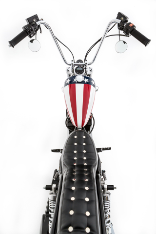 Illustration for article titled This Custom Chinese 'Captain America' Replica Didn't Cost $1.35M